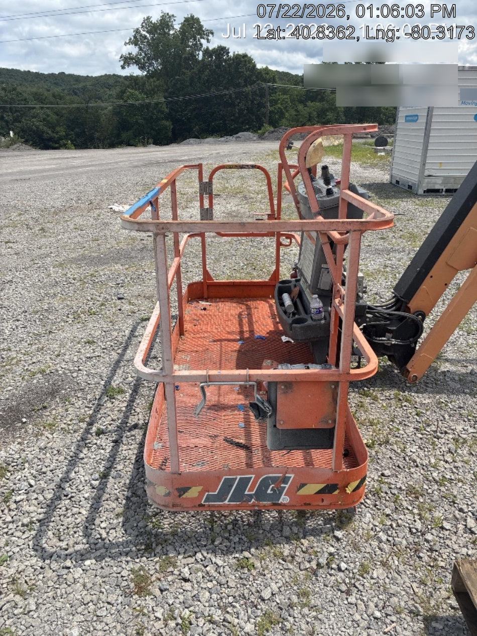 2023 JLG 660SJ