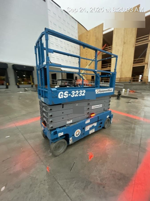 2018 Genie GS-3232 Genie GS-3232 Scissor Lift w/Standard Options