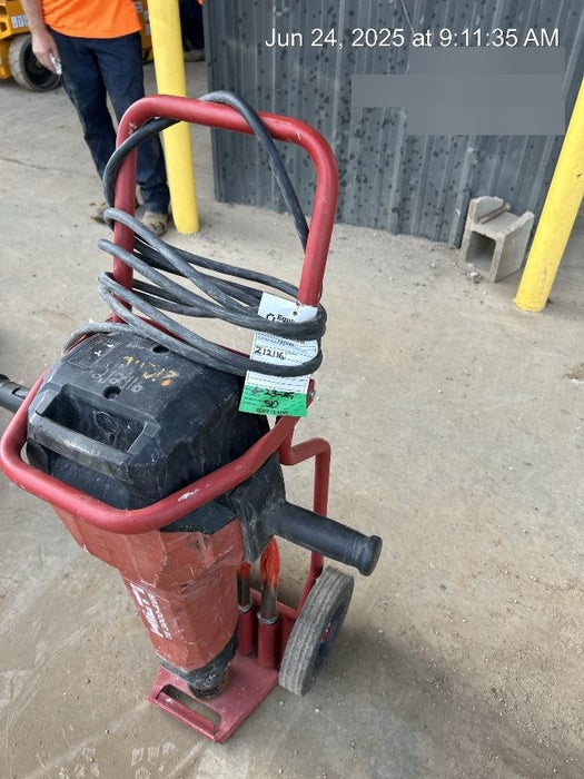 2022 HILTI TE 3000-AVR