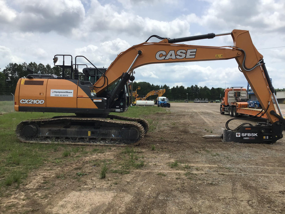 2020 CASE CX210D