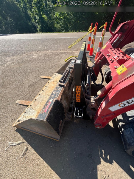 2025 ARROW MATERIAL HANDLING F5100CB - 72"
