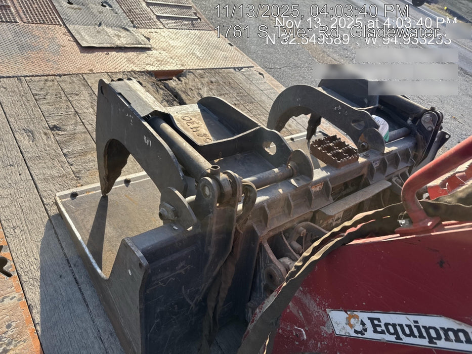 2020 PALADIN 76" Scrap Grapple Bucket - Paladin