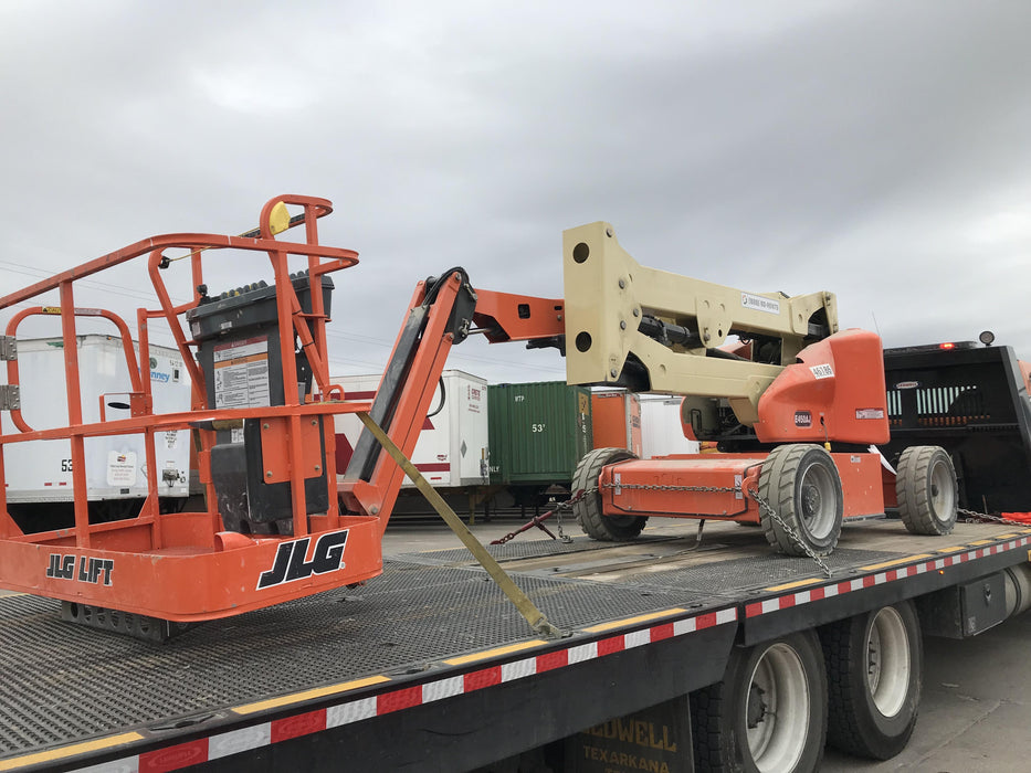 2019 JLG E450AJ