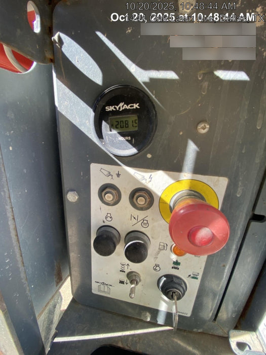 2017 SKYJACK SJ6826 RT