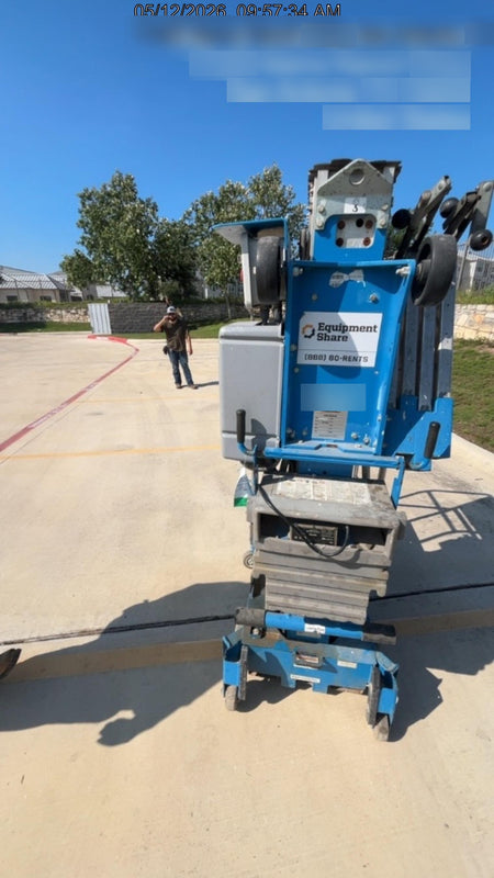 2018 GENIE AWP-30S