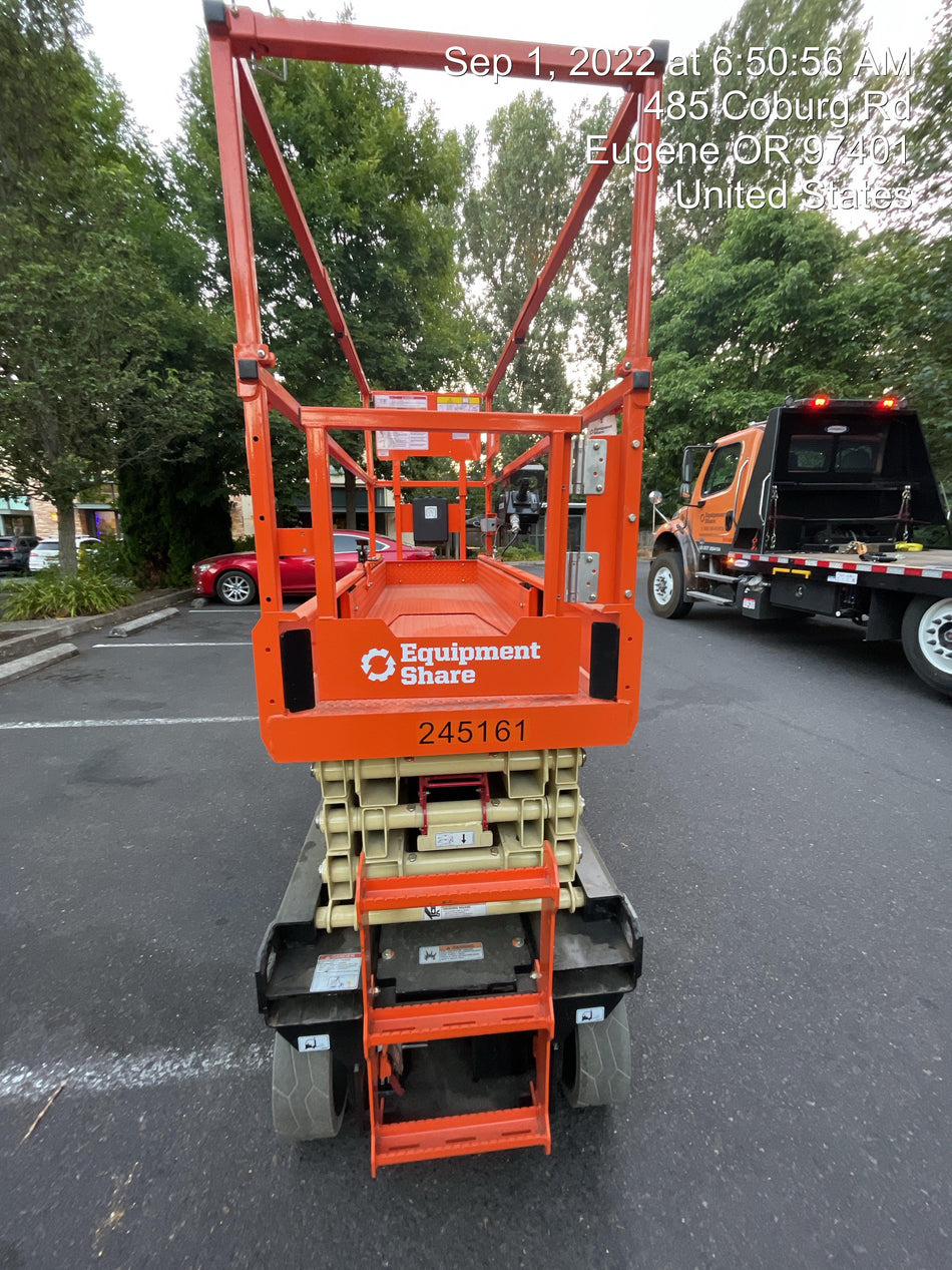 2022 JLG ES2632