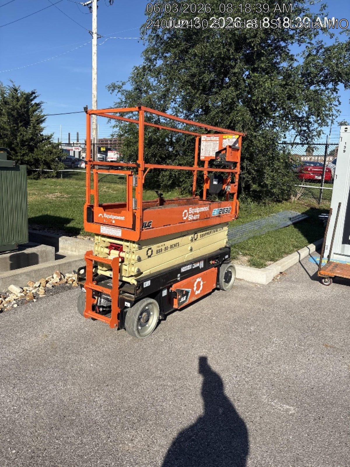 2022 JLG ES2632