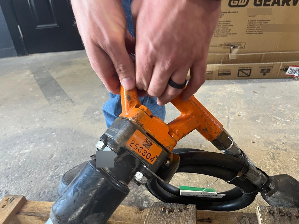 2022 MICHIGAN PNEUMATIC ES-CH3R-TRACKER