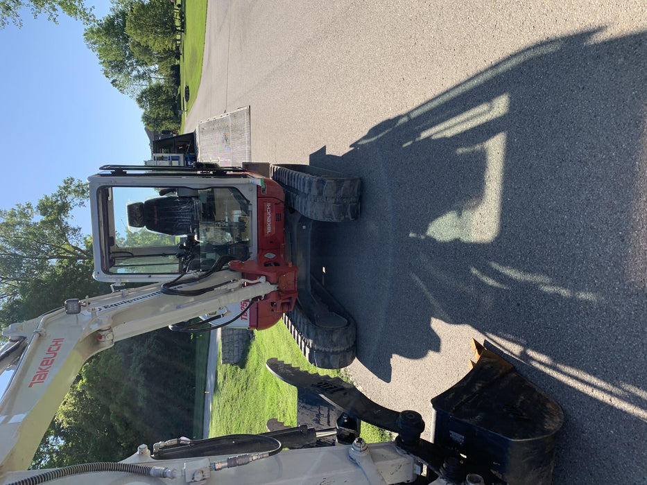 2020 TAKEUCHI TB250-2C