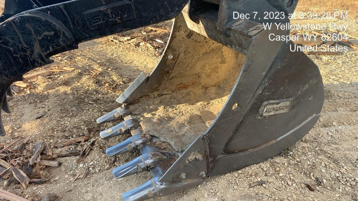 2019 DOOSAN 42" Excavator Bucket