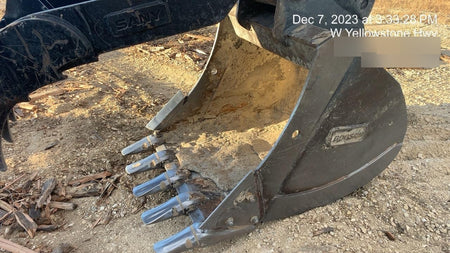 2019 DOOSAN 42" Excavator Bucket