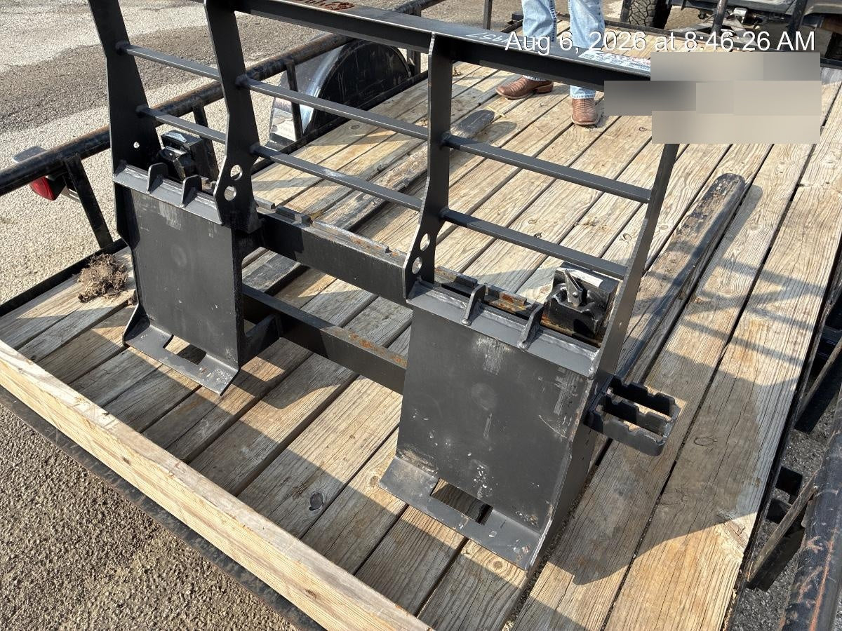 2025 ARROW MATERIAL HANDLING 60" Pallet Forks - Arrow