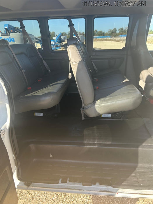 2023 CHEVROLET Express Van - Rental