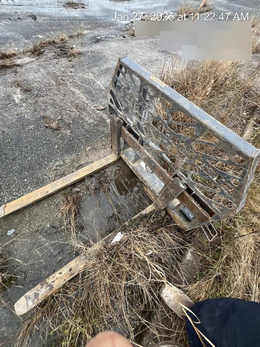 2021 PALADIN 48" Pallet Forks - Paladin