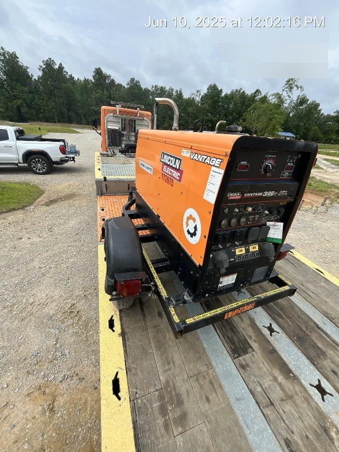 2021 Lincoln Electric Vantage 322 Vantage 322 Ready Pak 3 w/ Decals, ORANGE (includes trailer, cable rack, fender light kit) NO Telematics