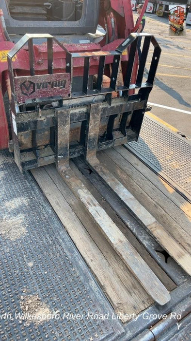 2025 VIRNIG 48" Pallet Forks - Virnig