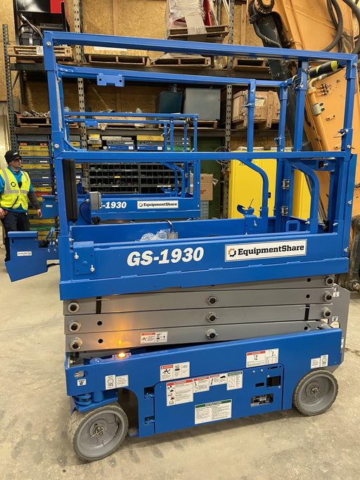 2020 Genie GS-1930 Solid Non Marking Tires, Beacon, Folding rails with half height swing gate