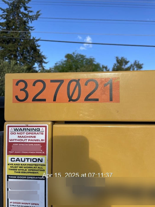 2023 Vac-Tron LP573XDT T4 Koehler Diesel Engine, 500 Gallon Debris Tank, x2 100 Gallon Water Tanks