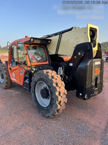 2020 JLG 1255