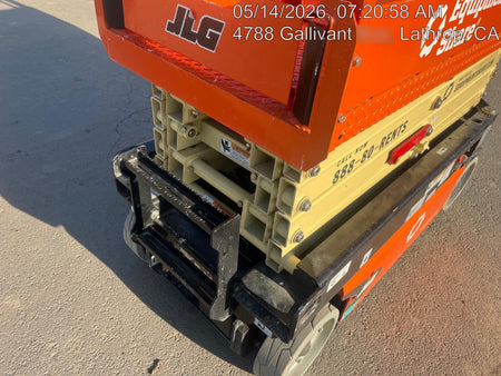 2025 JLG ES1932