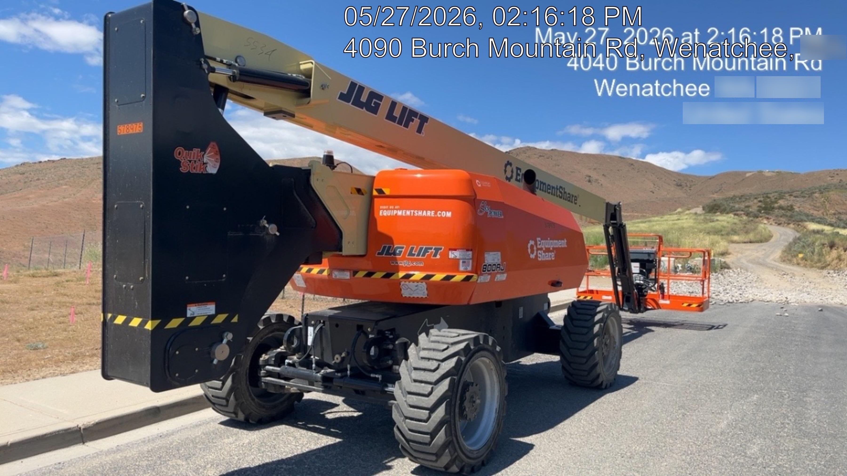 2025 JLG 800AJ