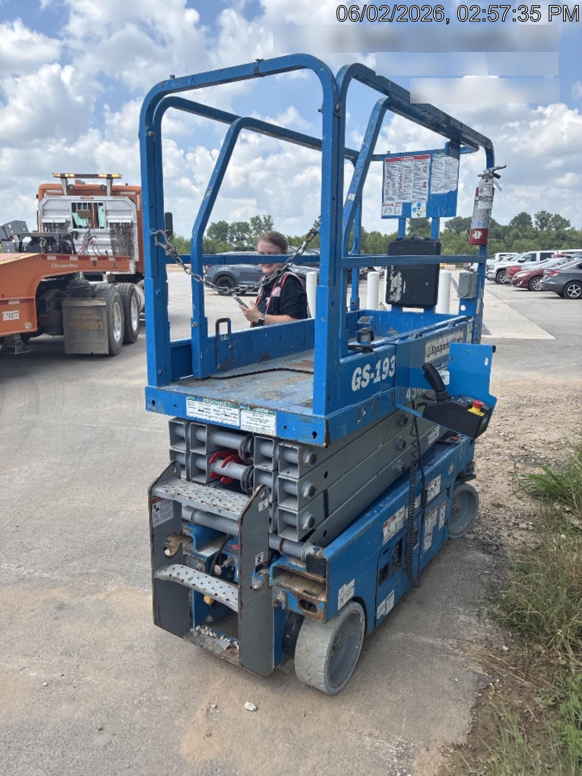 2019 Genie GS-1930 Fixed rails with chain Entry