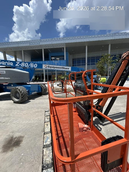 2020 JLG 860SJ