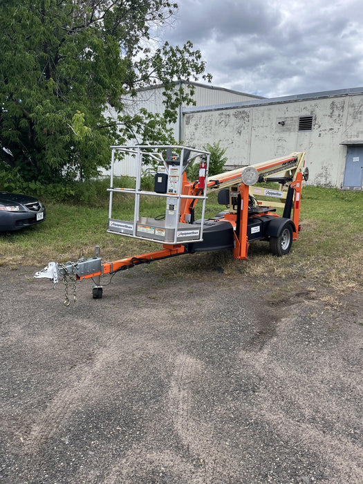 2021 JLG T350
