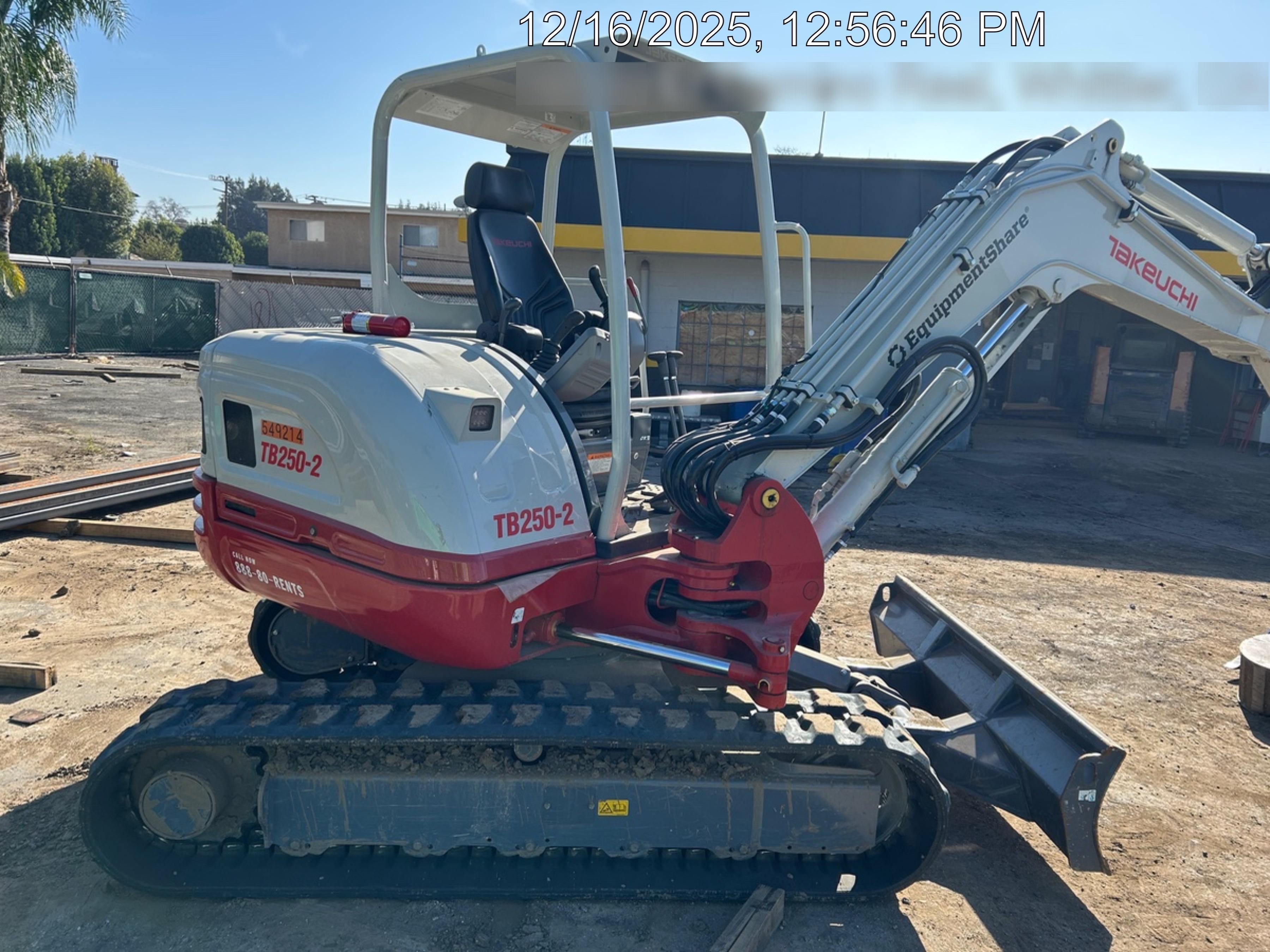 2025 TAKEUCHI TB250-2R