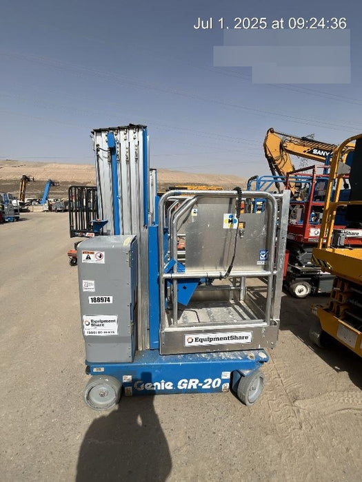 2021 GENIE GR-20