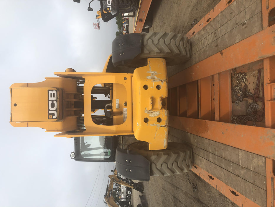 2019 JCB 512-56 Canopy, 109 HP, Solid Tires, STD Worklight, Beacon, Aux Hydraulics, Lifting Eye, Back up Alarm 66" Carriage/60" Forks