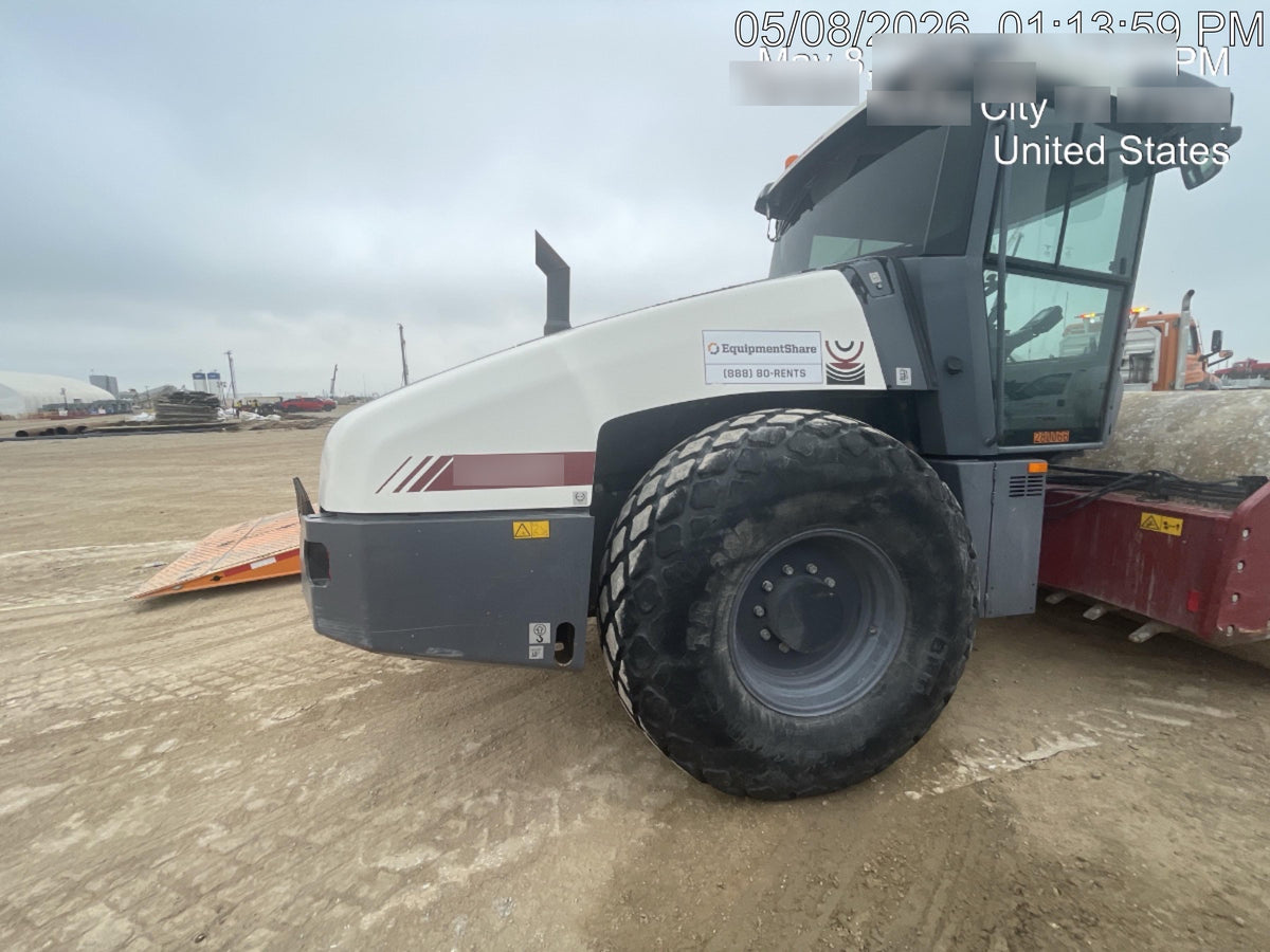 2022 DYNAPAC CA2500D