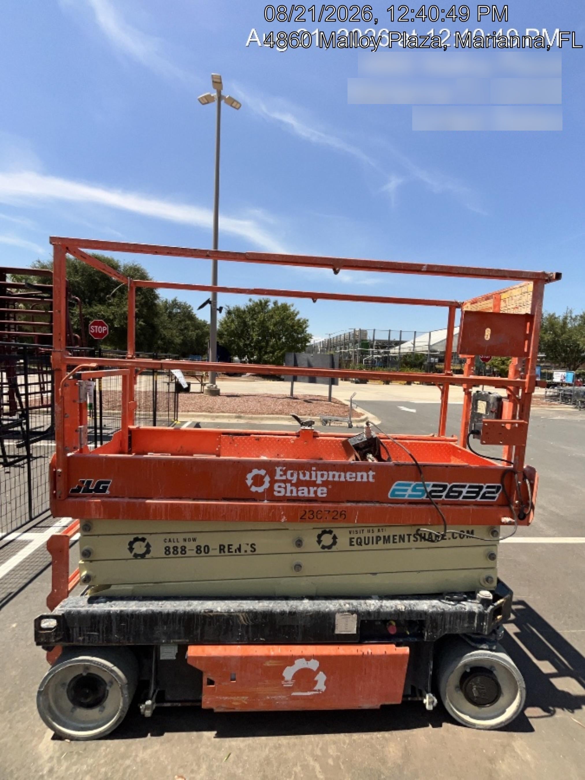 2022 JLG ES2632