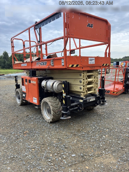 2021 JLG RT4069