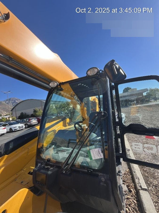 2020 JCB 510-56 Cab/Heat/Air, Solid Tires, Work Lights, Beacon, Aux Hydraulics, Back up Alarm, Lifting Eye, ES Decals