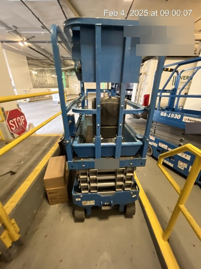 2019 Genie GS-1930 Half Height Swing Gate, 800W Inverter