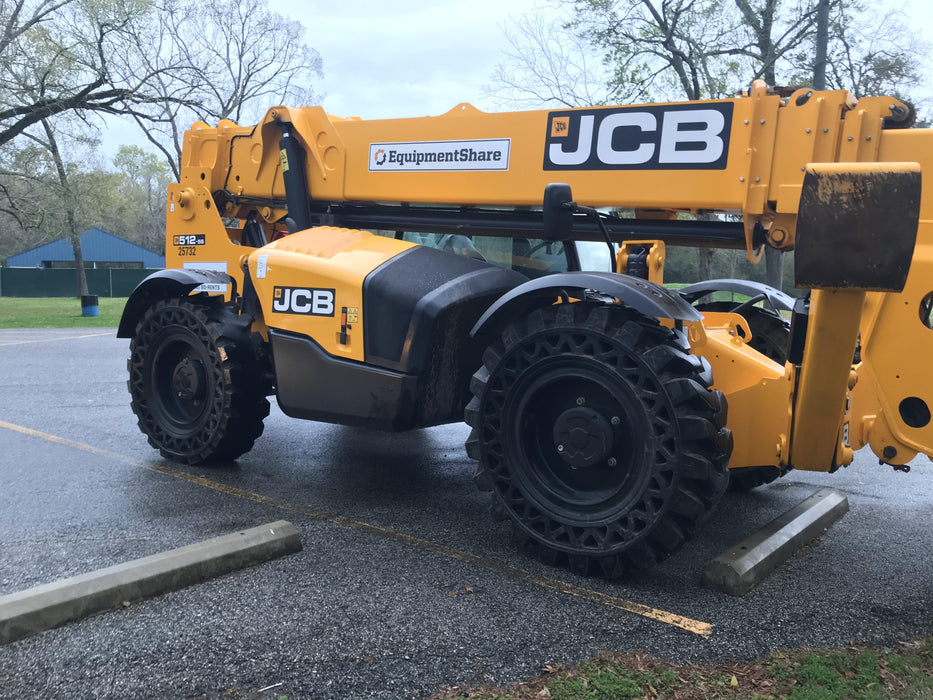 2019 JCB 512-56 Enclosed Cab, 109 HP, Solid Tires, Worklights, Beacon, Aux Hydraulics, Lifting Eye w/60" Carriage/60" Forks