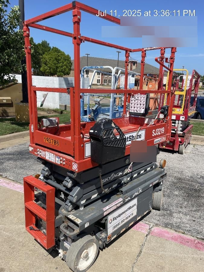 2021 SKYJACK SJ3219