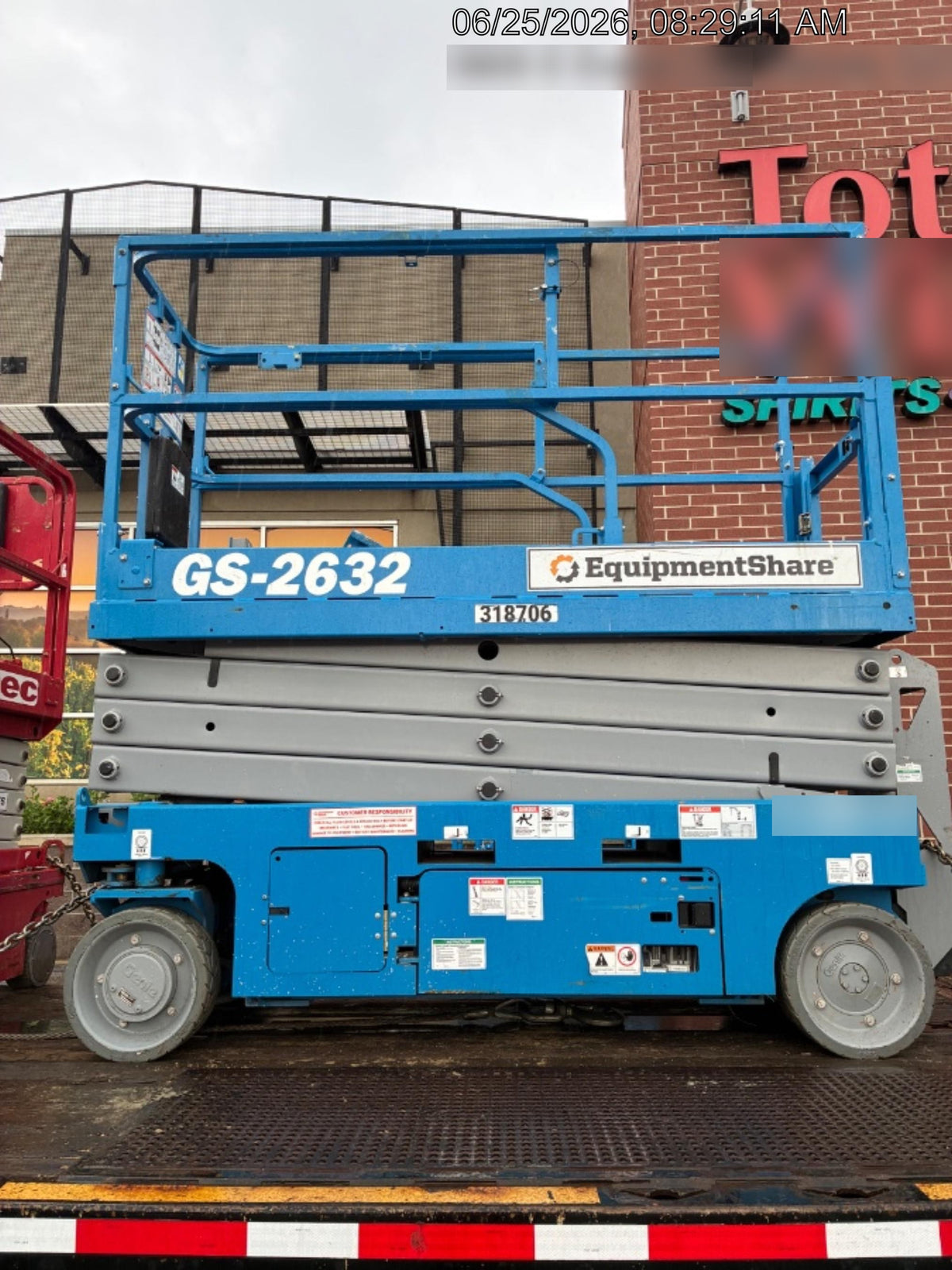 2023 GENIE GS-2632