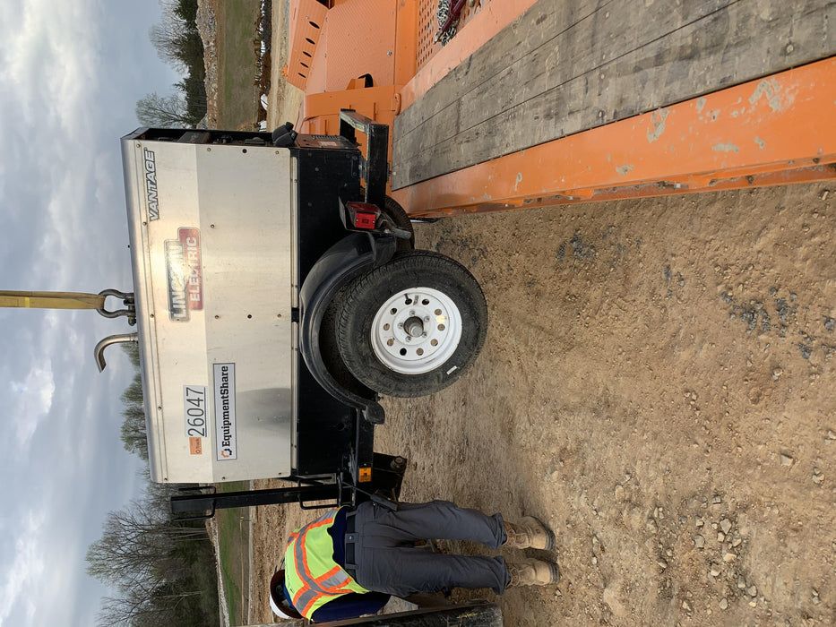 2019 Lincoln Electric Vantage 322 Lincoln Vantage 322 Welder w/Trailer, Light Kit, Cable Rack