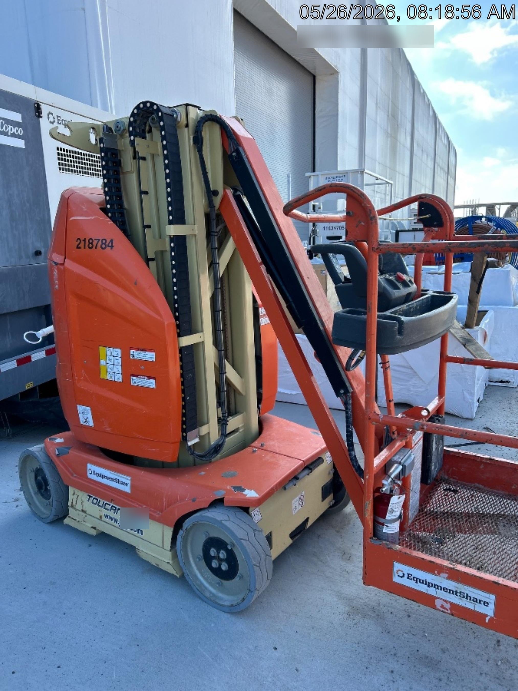 2022 JLG 26E