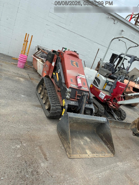 2020 DITCH WITCH SK800A