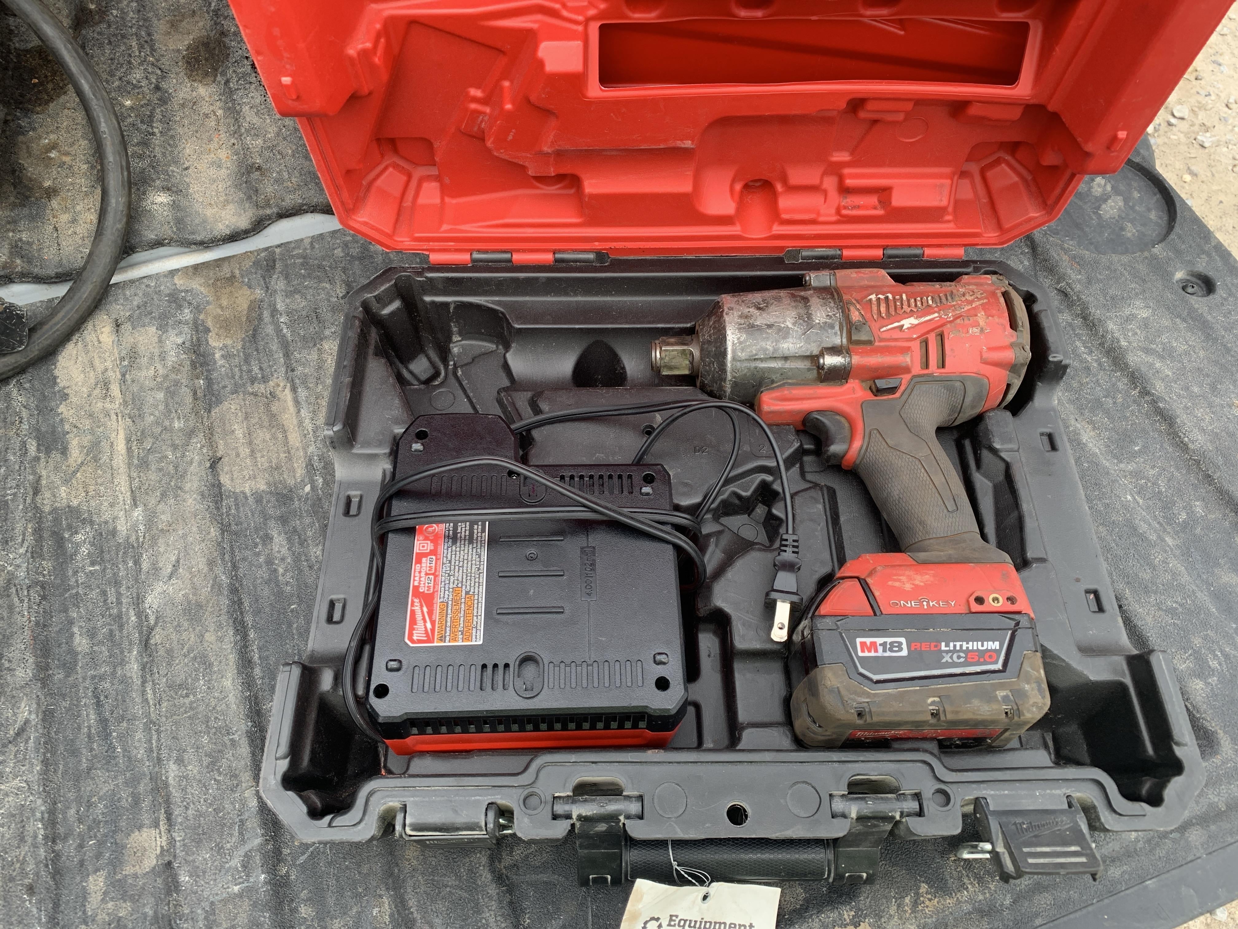 2021 MILWAUKEE 2864-22
