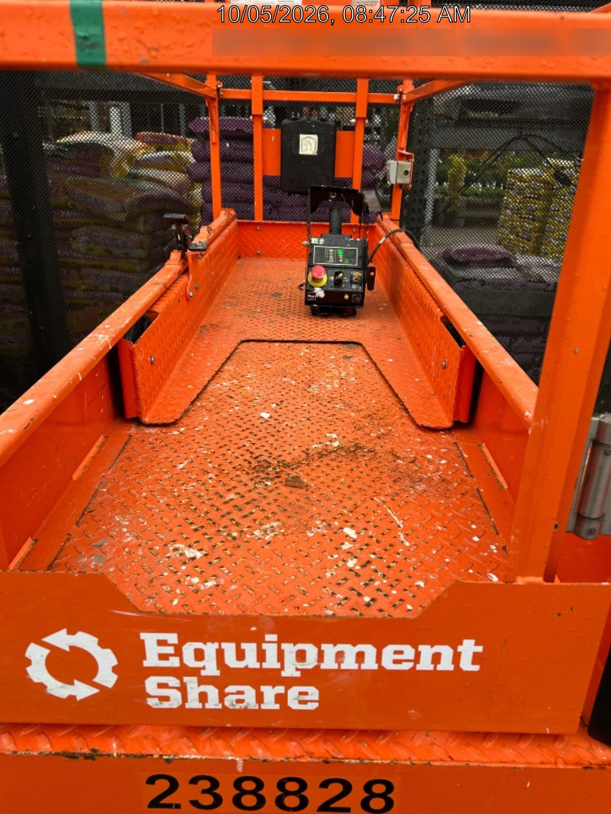 2022 JLG ES2632