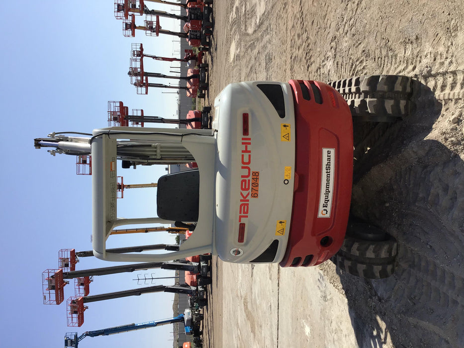 2020 TAKEUCHI TB235-2R