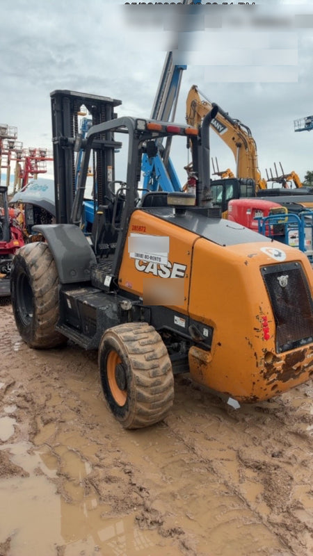 2023 CASE 588H