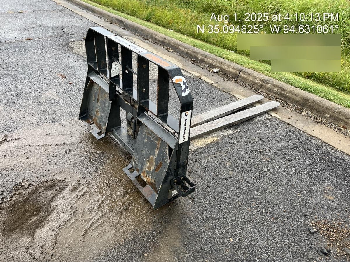 2024 BE INDUSTRIAL 48" Pallet Forks - BE Industrial