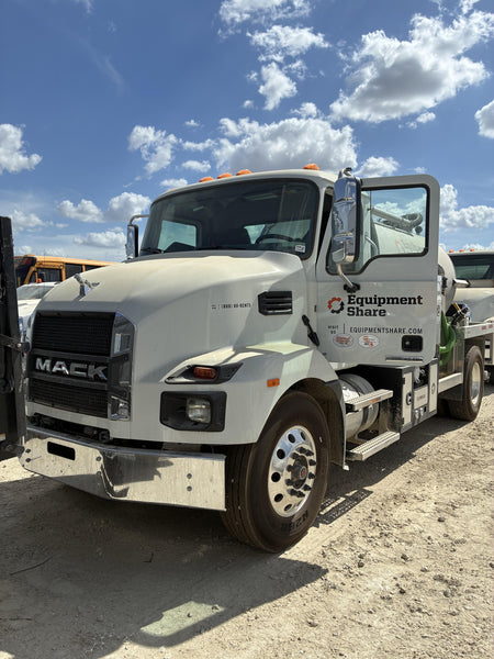 2027 MACK MD642 Sanitation Truck