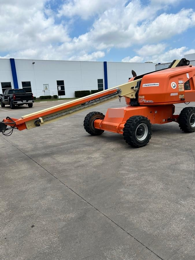 2020 JLG 400S