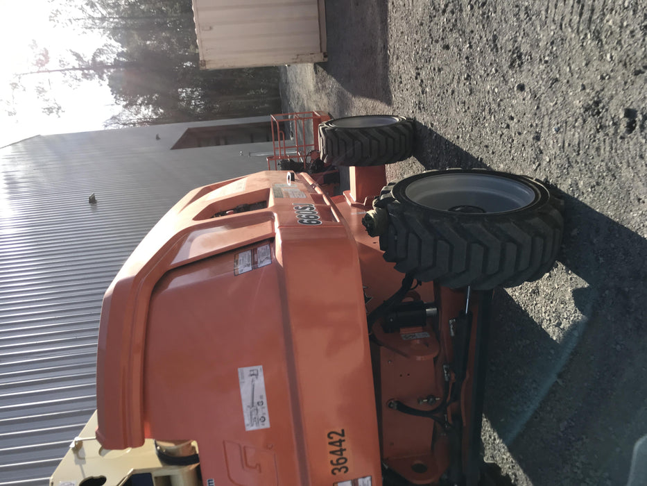 2019 JLG 660SJ
